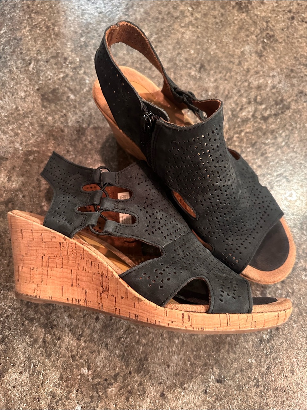 ⭐️ Rockport 8 Cork Wedge